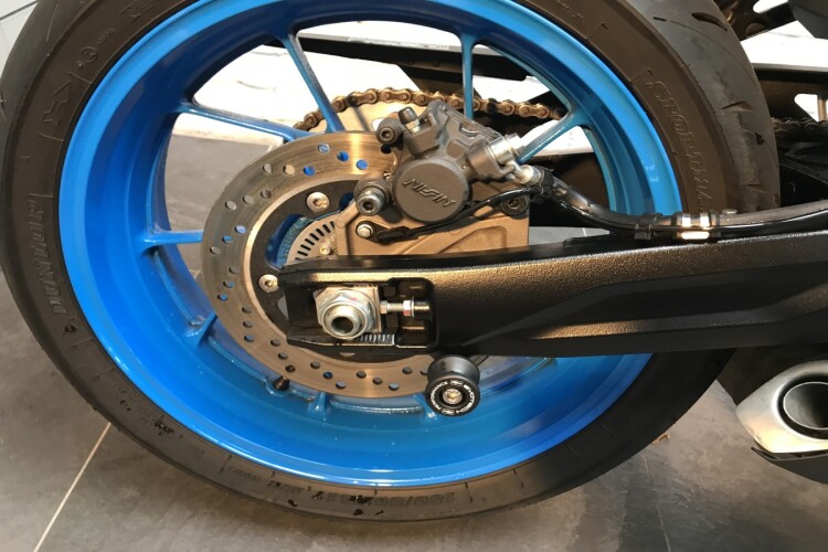 SUZUKI GSX-8S