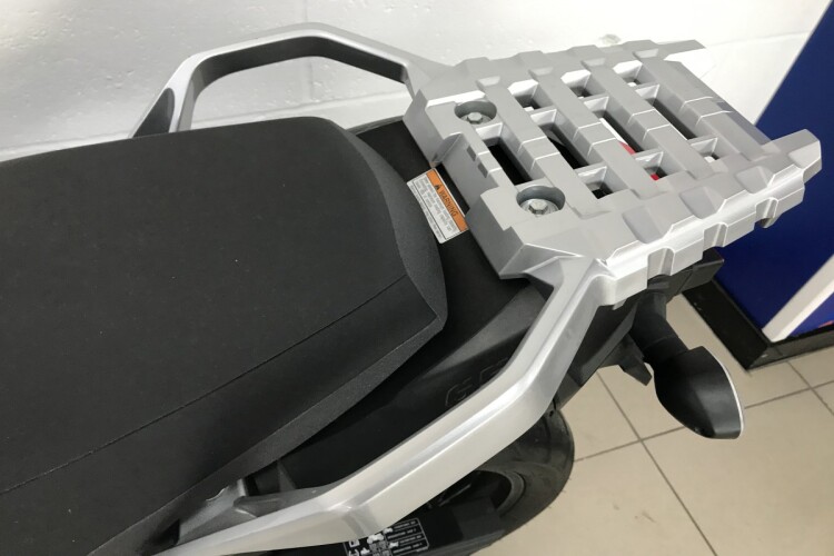 2017 SUZUKI V-STROM 650, White - photo 15