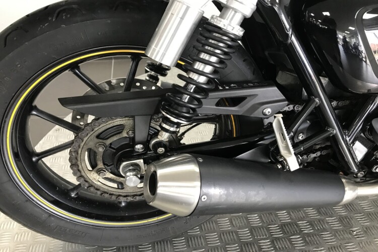 TRIUMPH STREET CUP