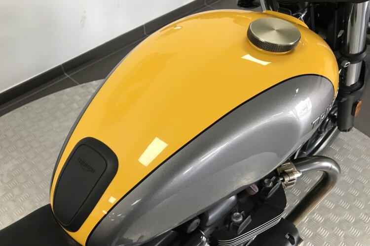 TRIUMPH STREET CUP