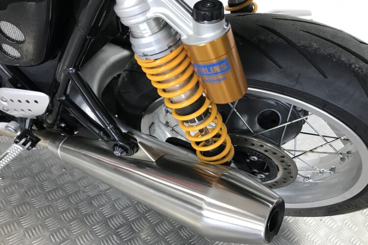 TRIUMPH THRUXTON 1200 R