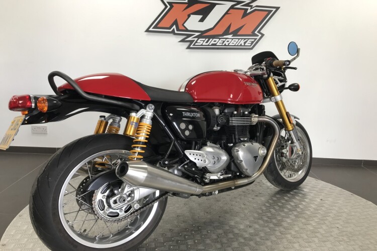 TRIUMPH THRUXTON 1200 R