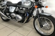 TRIUMPH THRUXTON 865