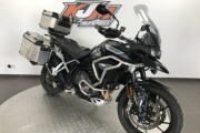 TRIUMPH TIGER 900