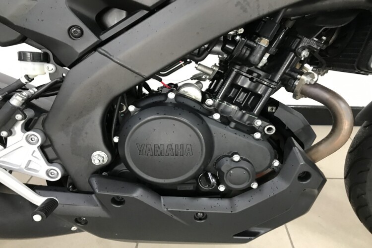 YAMAHA MT-125