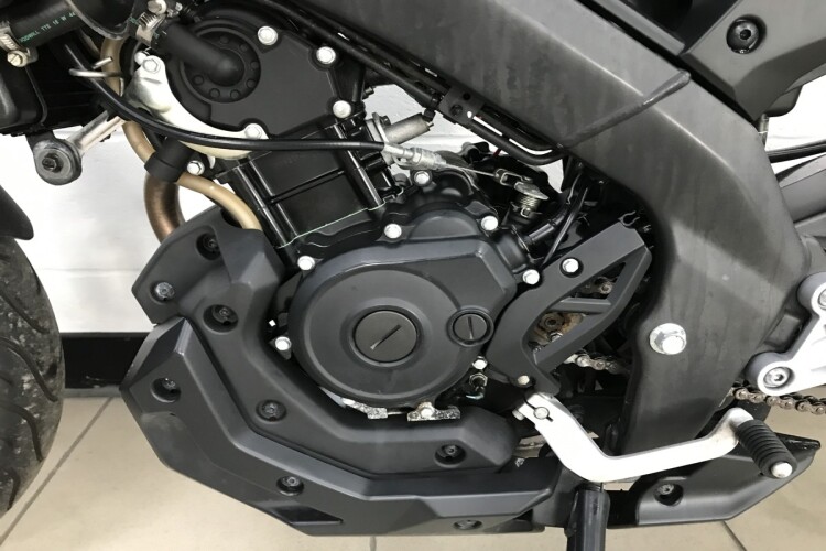 YAMAHA MT-125