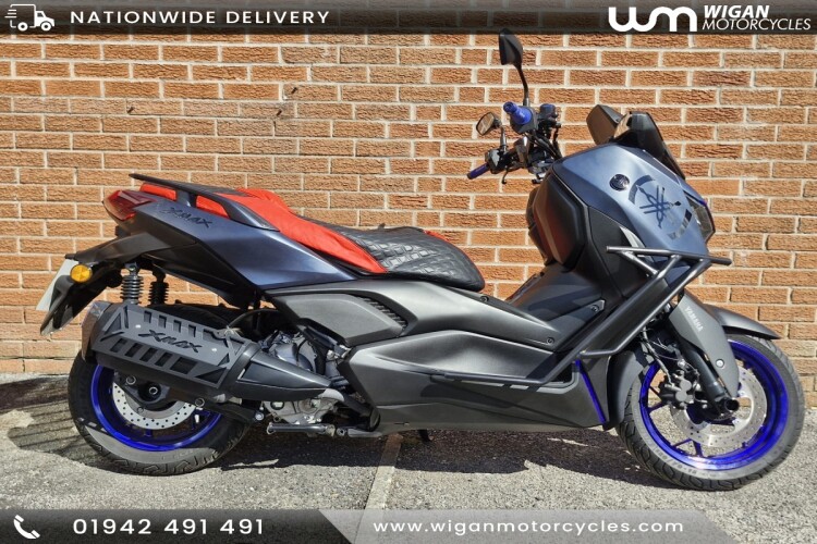 YAMAHA X-MAX