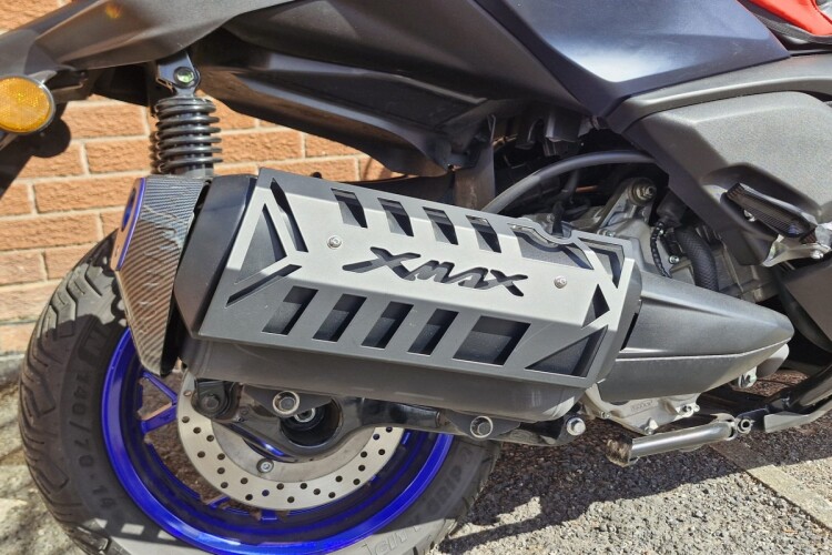 YAMAHA X-MAX