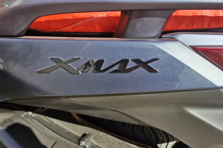 YAMAHA X-MAX