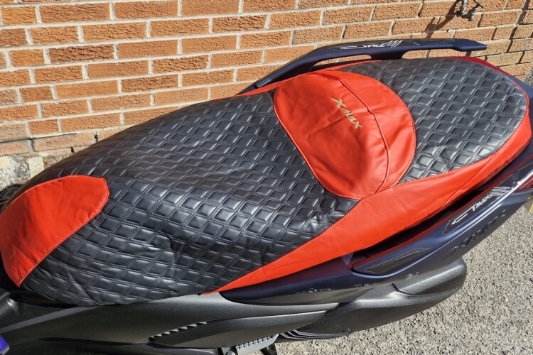 YAMAHA X-MAX