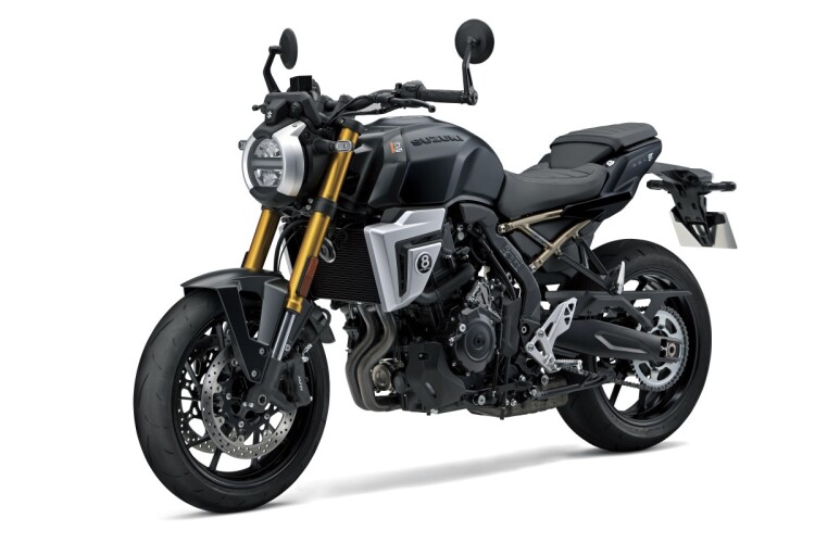 SUZUKI GSX-8S