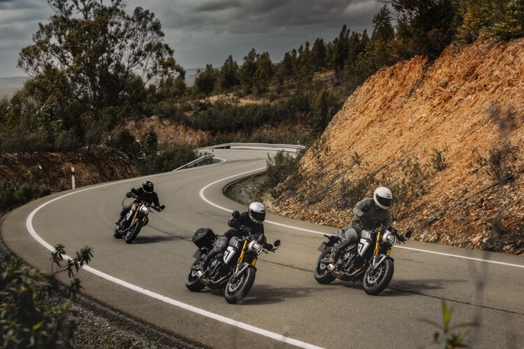 SUZUKI GSX-8S
