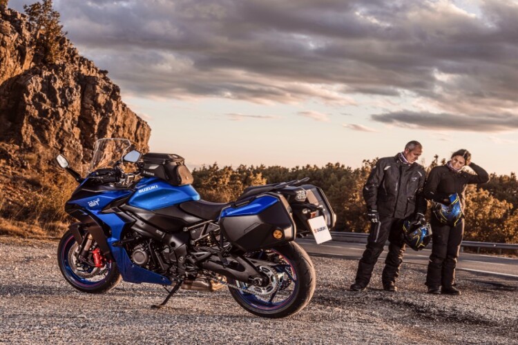 SUZUKI GSX-S1000GT