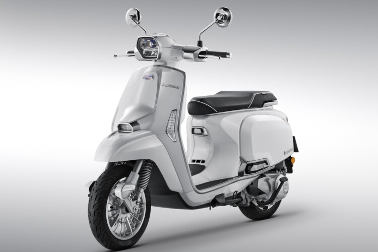 LAMBRETTA J125