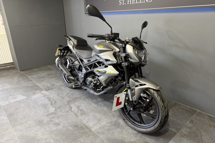 BENELLI BN 125