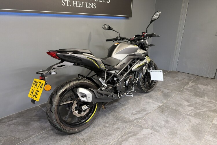 BENELLI BN 125