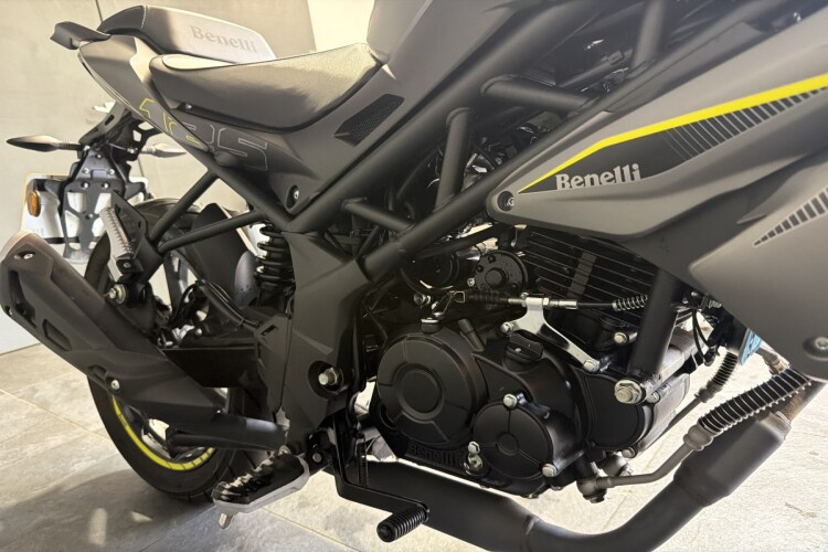 BENELLI BN 125