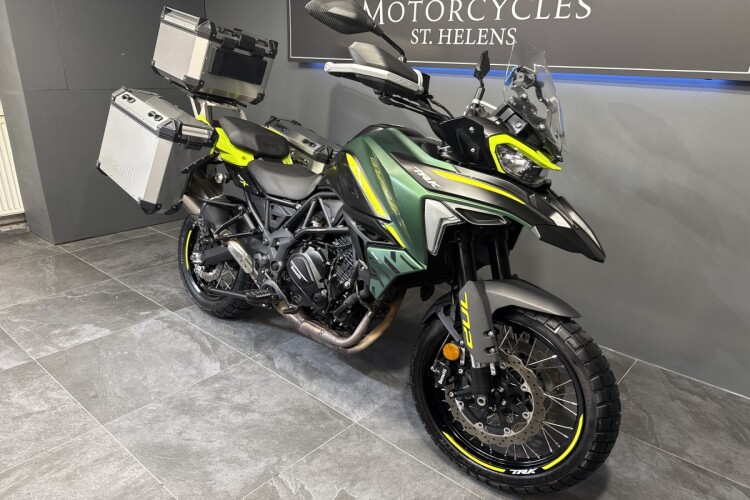 BENELLI TRK 702X