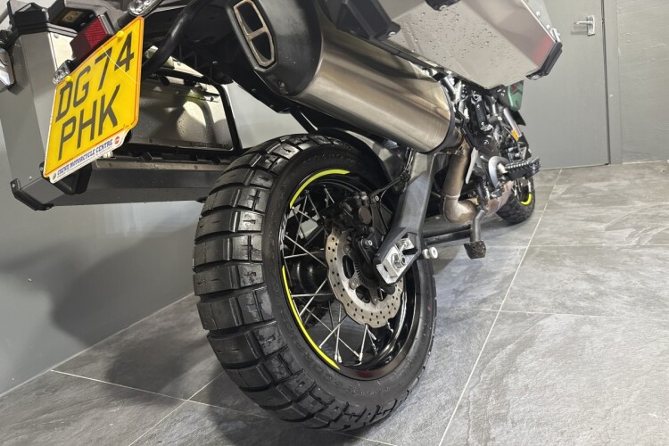 BENELLI TRK 702X