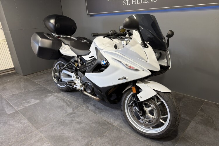 BMW F 800 GT