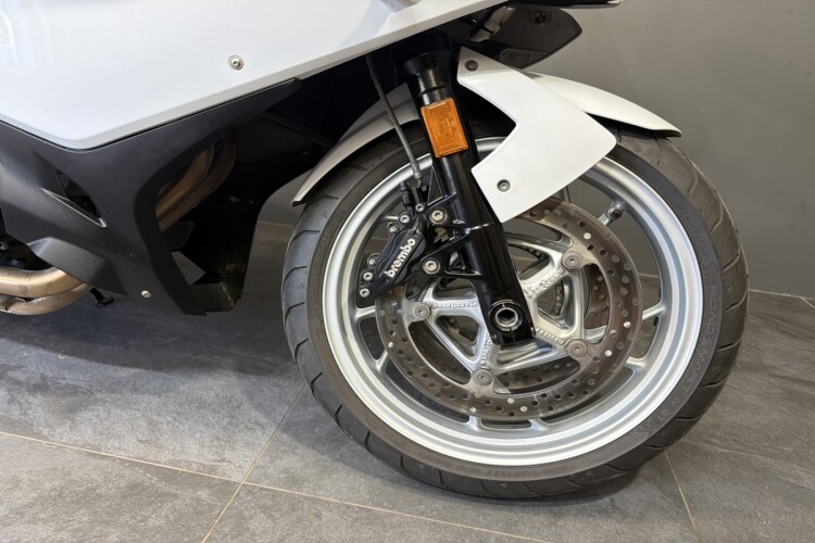 BMW F 800 GT
