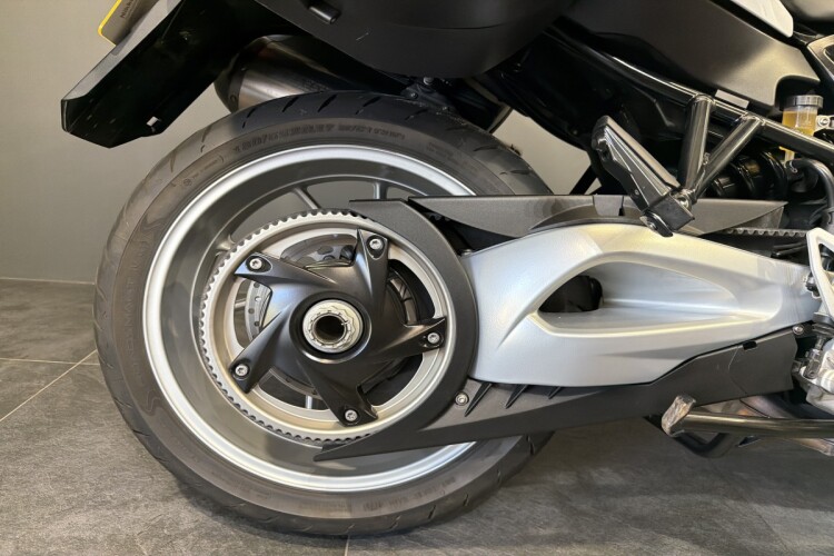 BMW F 800 GT