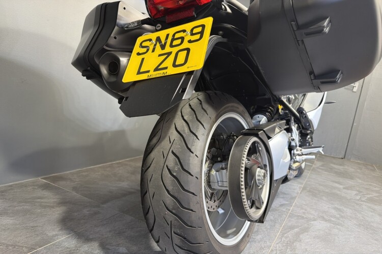 BMW F 800 GT