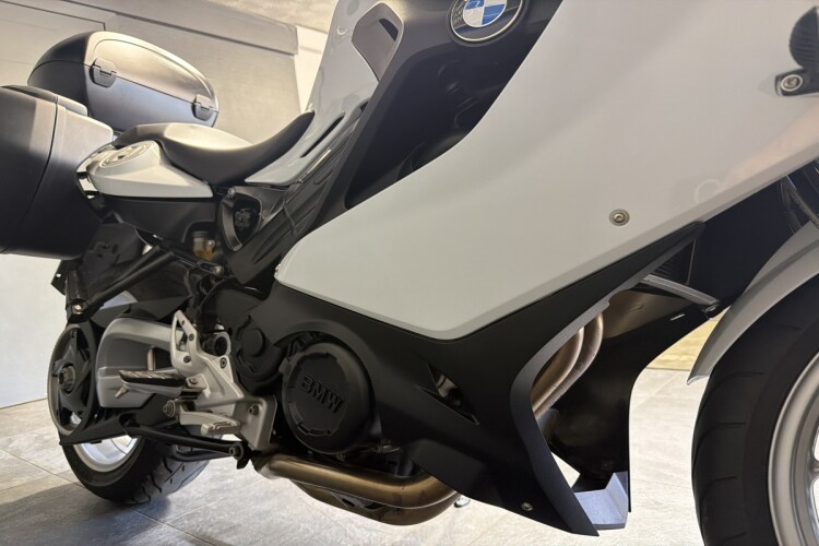 BMW F 800 GT