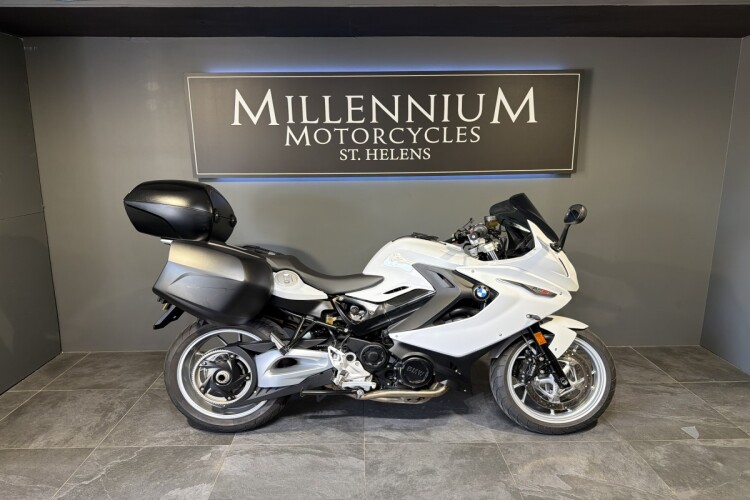 BMW F 800 GT