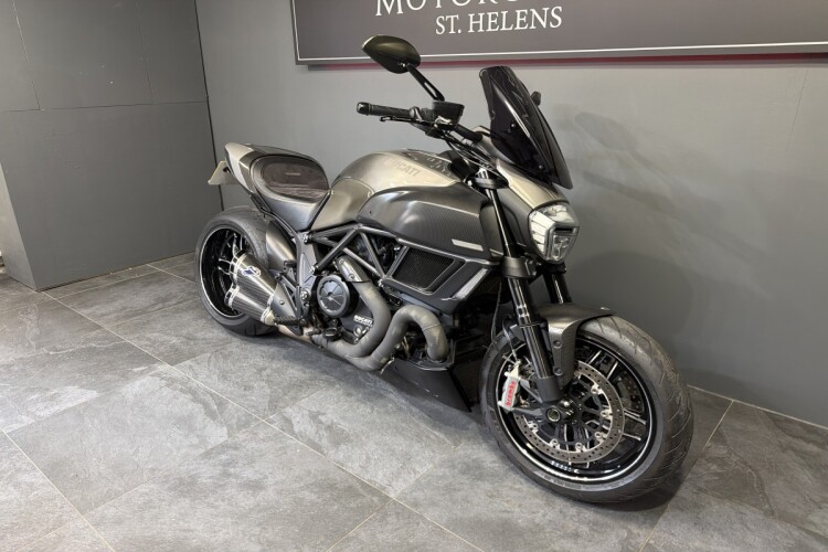 DUCATI DIAVEL