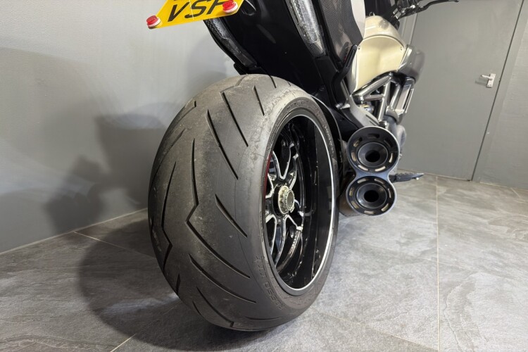 DUCATI DIAVEL