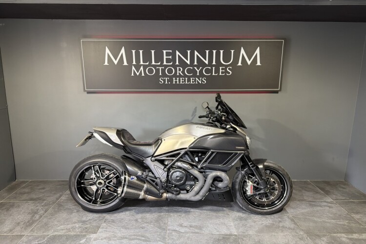 DUCATI DIAVEL
