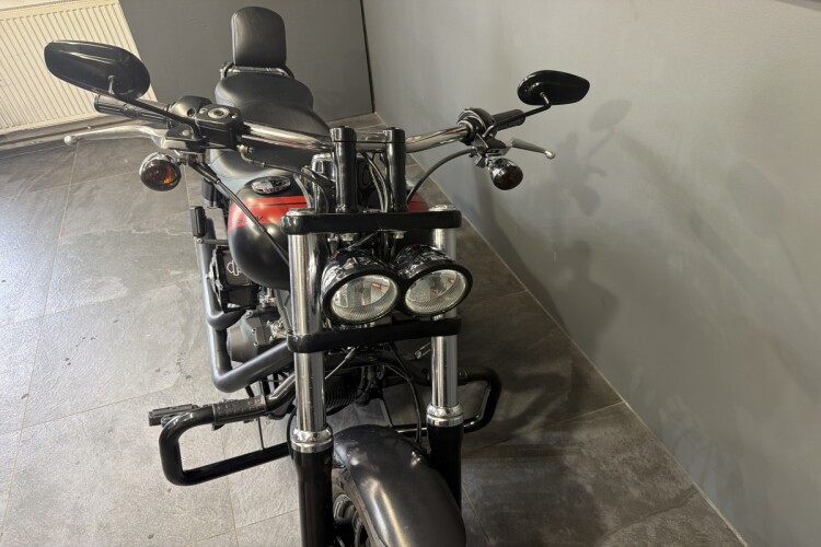 HARLEY-DAVIDSON DYNA