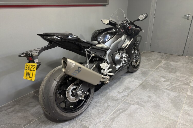 HONDA CBR1000RR FIREBLADE