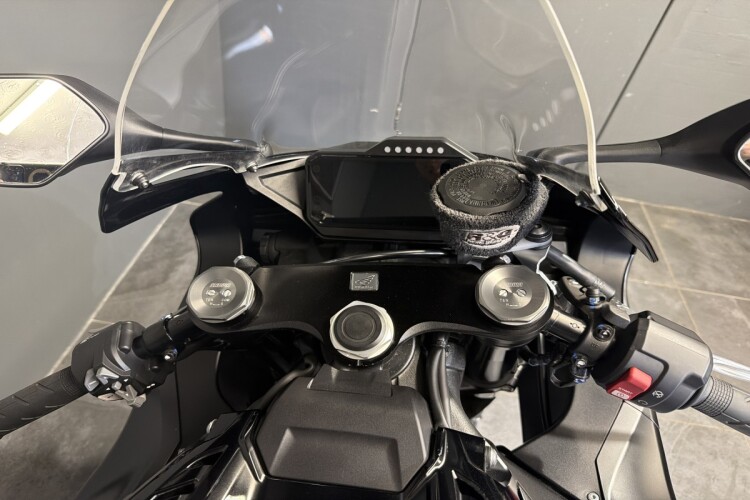 HONDA CBR1000RR FIREBLADE