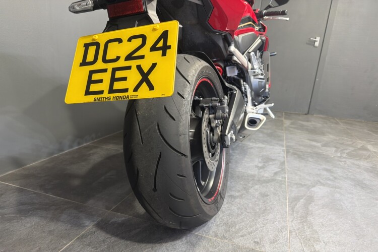 HONDA CBR650R