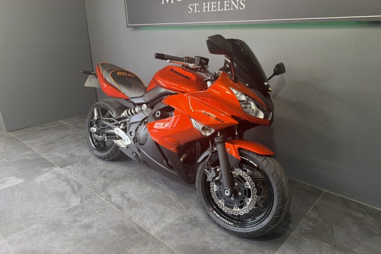 KAWASAKI ER-6F
