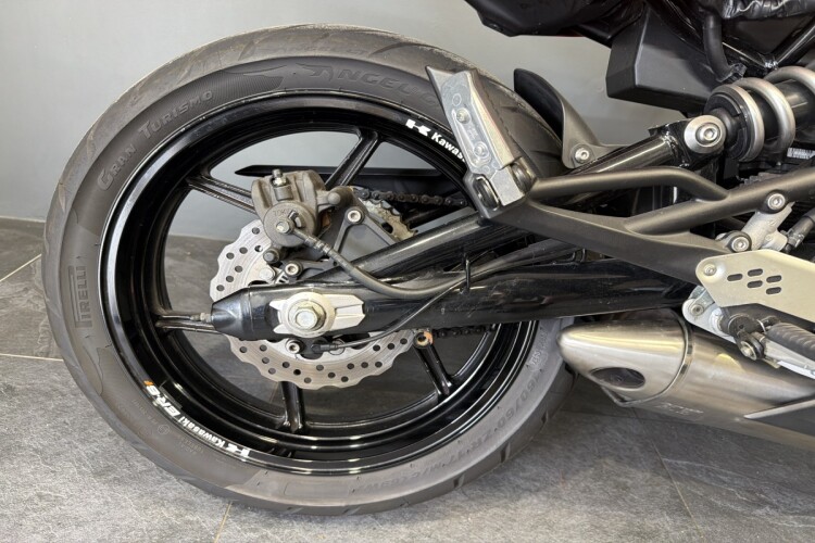 KAWASAKI ER-6F