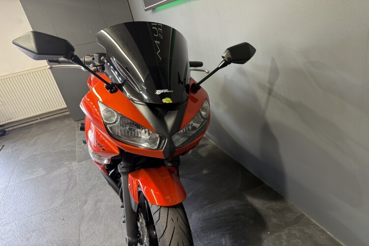 KAWASAKI ER-6F