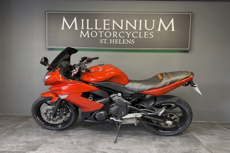 KAWASAKI ER-6F
