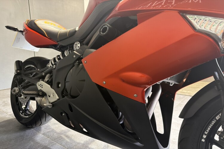 KAWASAKI ER-6F
