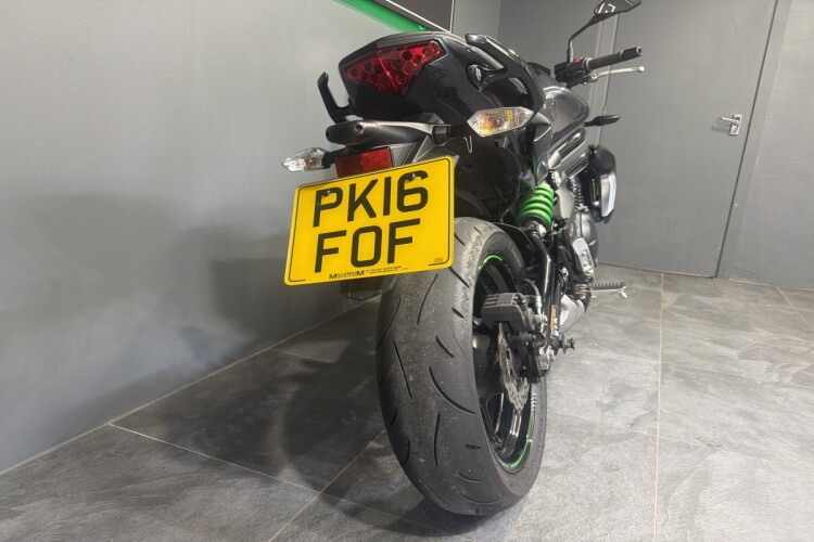 KAWASAKI ER-6N