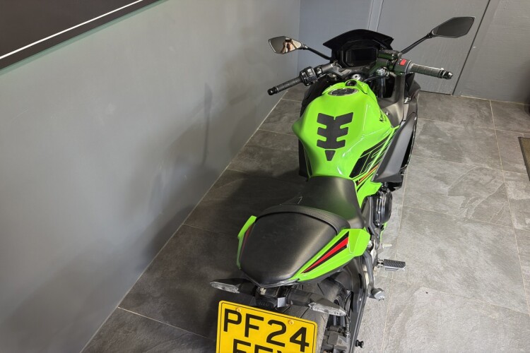 KAWASAKI NINJA 650