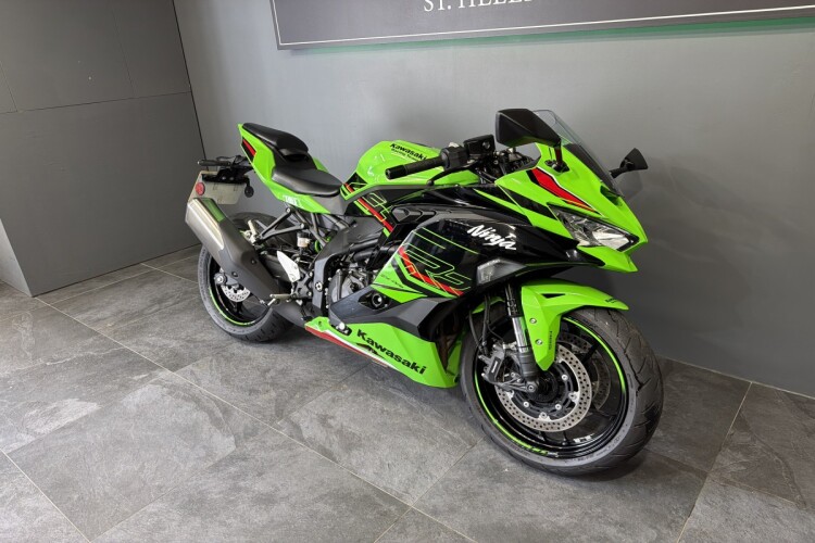 KAWASAKI NINJA ZX-4RR