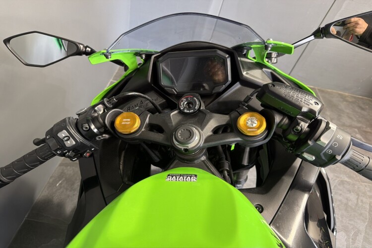 KAWASAKI NINJA ZX-4RR