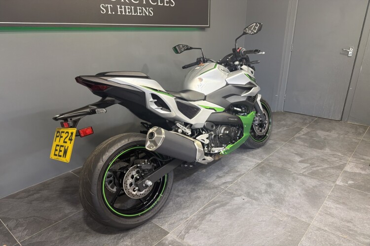 KAWASAKI Z 7 HYBRID