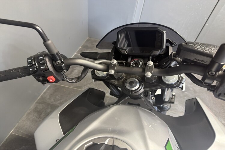 KAWASAKI Z 7 HYBRID