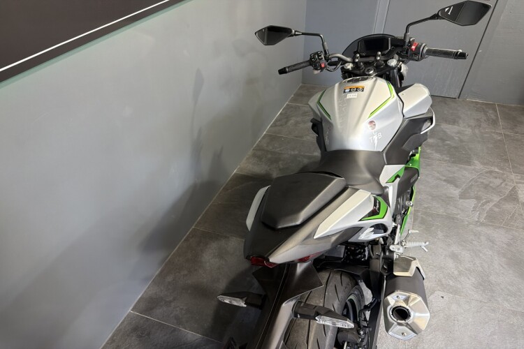 KAWASAKI Z 7 HYBRID