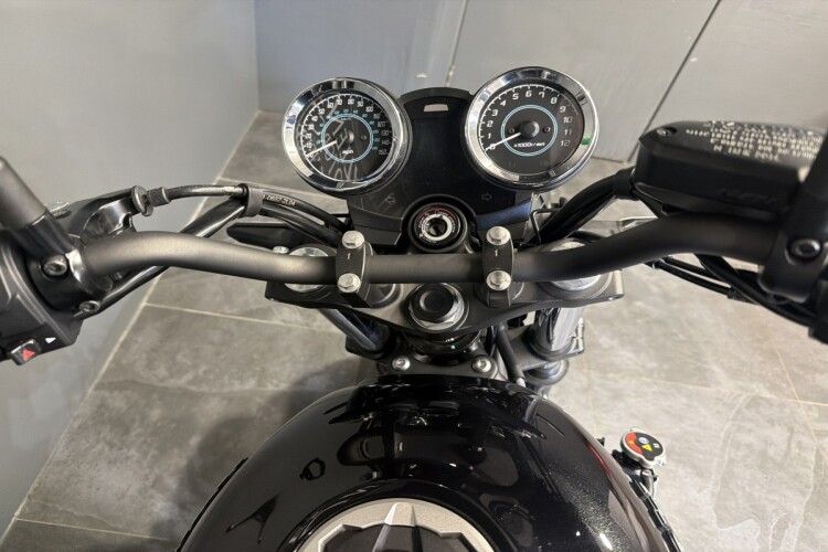 KAWASAKI Z650 RS