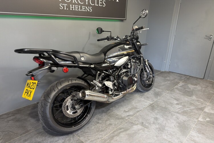 KAWASAKI Z900 RS